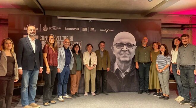 Arşivi açılan Prof. Dr. Zafer Toprak konferansla anıldı