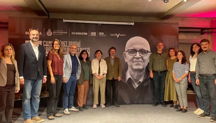 Arşivi açılan Prof. Dr. Zafer Toprak konferansla anıldı