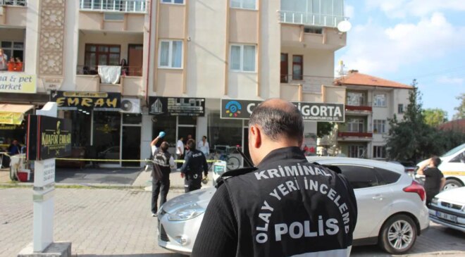 Balkonda çay içerken 5’inci kattan düşüp ağır yaralandı