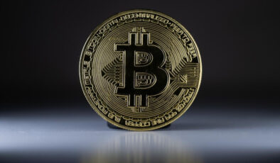 Bitcoin 85 bin dolara dayandı: Altcoinler sert yükseldi