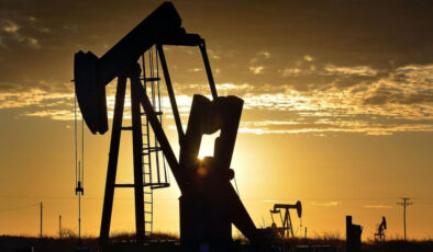Brent petrolün varil fiyatı 100 dolara dayandı