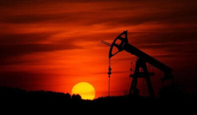 Brent petrolün varil fiyatı 90 doların üzerine çıktı