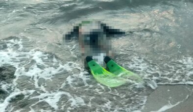 Dalgıç kıyafetiyle sahilde cansız bedeni bulundu