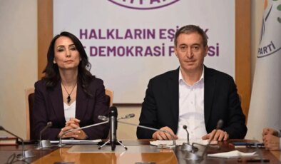 DEM Parti MYK üyelerinin görevleri belli oldu