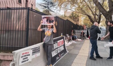 Depremzedelerin pankartlarını kaldırdılar! Gerekçe: ‘Cumhurbaşkanı’nın itibarı’