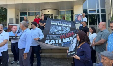 ‘Dilovası Katliamı Aileleri’, SGK önünden seslendi: ‘Tüm sorumlular hesap versin!’