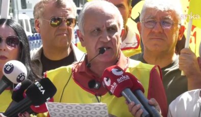 Eğitim Sen MEB önünden seslendi: ‘Bilimsel ve laik eğitim ilkeleriyle çelişen müfredat uygulamasına son verilmeli’