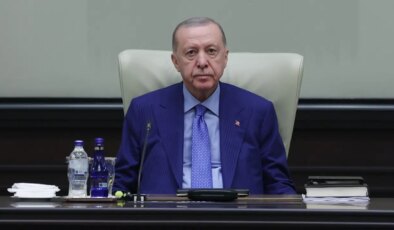 Fon krizinde kritik toplantı! Erdoğan Saray’da kurmaylarını topladı: Borsa İstanbul, SPK ve BDDK başkanları da masada…