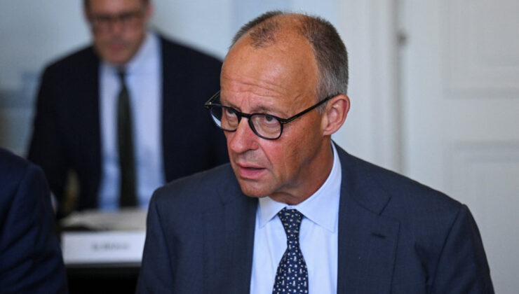 Friedrich Merz’den seçim yenilgisi sonrası istifa çağrılarına yanıt: Görevimin başında kalacağım