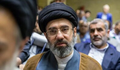 Hamaney’den ABD’ye Hürmüz resti: Ağır darbeler aldılar