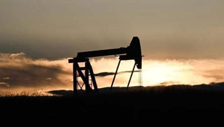 İran “ABD ile müzakere planı yok” dedi, Brent petrol 100 doları aştı