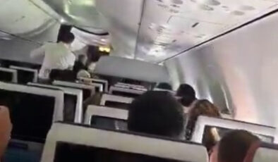 İsrail’e giden uçağın kokpitinde dehşet anları: Pilotlar birbirini bıçakladı