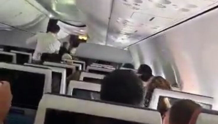 İsrail’e giden uçağın kokpitinde dehşet anları: Pilotlar birbirini bıçakladı