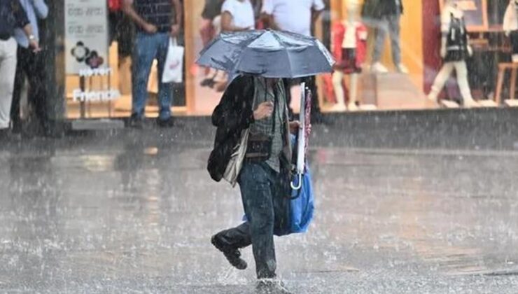 İSTANBUL SON DAKİKA: Yağış devam edecek mi, yağmur ne zaman duracak? Sel oldu mu, son durum nedir?