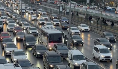 İstanbul’da trafik var mı? SON DAKİKA! 11 Eylül Cuma hangi ilçelerde trafik var, hangi yollar kapalı?
