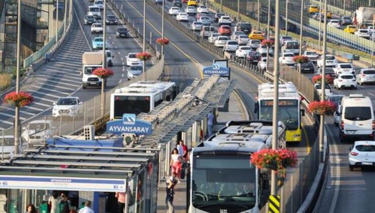 İstanbul’da trafik var mı? SON DAKİKA! 7 Eylül Pazartesi hangi ilçelerde trafik var, hangi yollar kapalı?