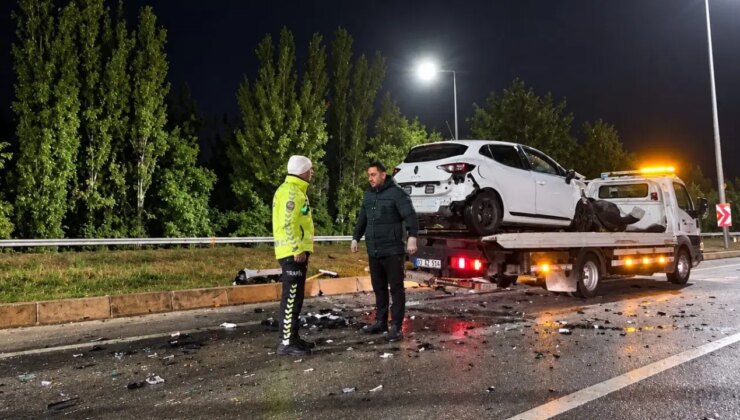 İYİ Partili başkan ile oğlu trafik kazasında yaralandı