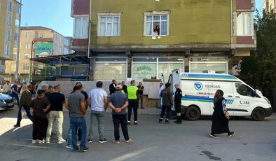 Kadını katletti, sabaha kadar başında bekledi: ‘Annenizi öldürdüm’ diyerek oğlunu aradı