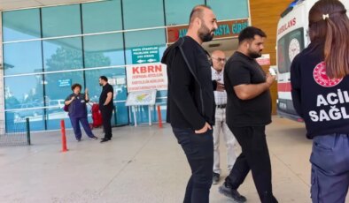 Kopan parmağı buz dolu poşetle hastaneye götürüldü