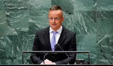 Macaristan’da eski bakan hakkında suç duyurusu: Özel jet harcamaları gündemde