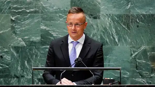 Macaristan’da eski bakan hakkında suç duyurusu: Özel jet harcamaları gündemde