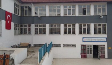 Manisa’nın ardından bir şiddet haberi de Ankara’dan geldi: Veli okul bastı, müdüre saldırdı