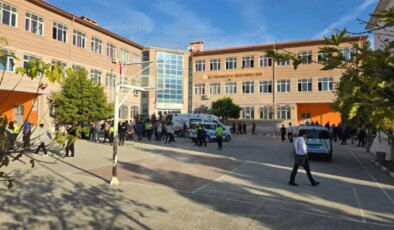 MEB’den Manisa’daki okul saldırısı hakkında açıklama: Okulda eğitime bir günlüğüne ara verildi