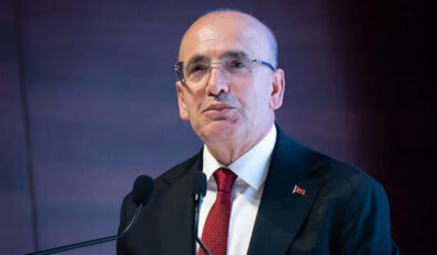 Mehmet Şimşek: Hayat pahalılığı baskısını son derece ciddiye alıyoruz