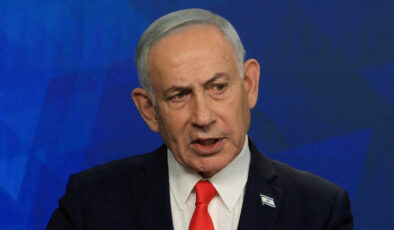 Netanyahu, oy vermek için İsrail’e dönmek isteyen kişileri engellemeye çalışıyor