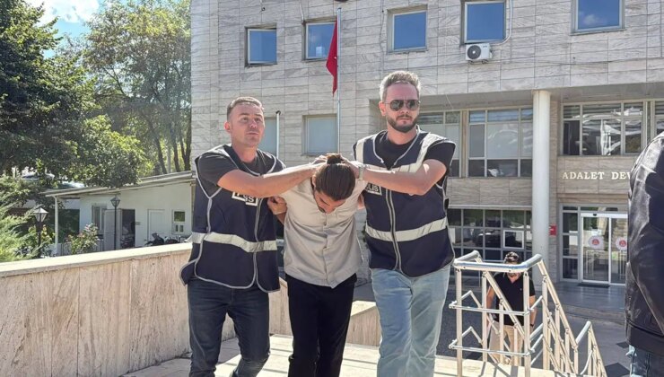 Okul bahçesindeki Atatürk büstünü sökmüştü: Tutuklandı