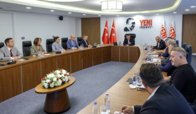 Özgür Özel, Alevi kurumlarının temsilcileriyle bir araya geldi