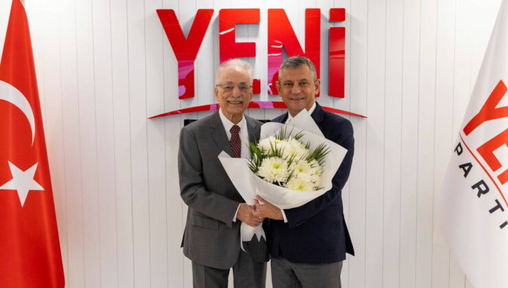 Özgür Özel, Murat Karayalçın’ı Genel Merkez’de ağırladı