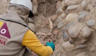 Peru’da 600 yıllık toplu mezar keşfedildi
