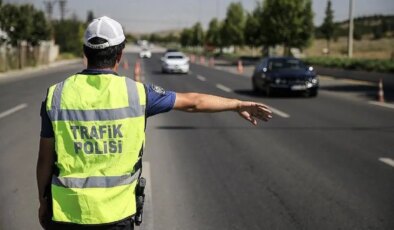Plakaya yazılan trafik cezası nasıl öğrenilir? e-Devlet’ten ceza sorgulama ve ödeme adımları…