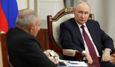 Putin’den Paşinyan’a: AB kararını en kısa sürede verin