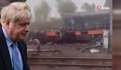 Rusya, eski İngiltere Başkanı Johnson’ın bulunduğu tren hattını vurdu