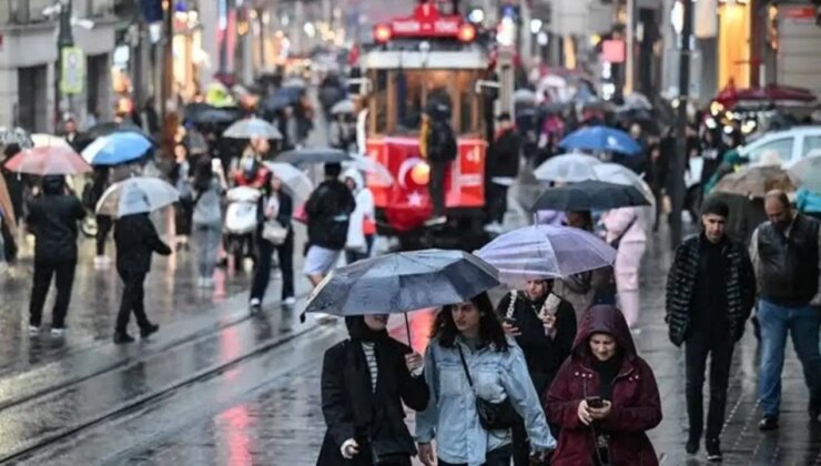 Sıcaklıklar 8 derece düşecek: İstanbul için gök gürültülü sağanak uyarısı