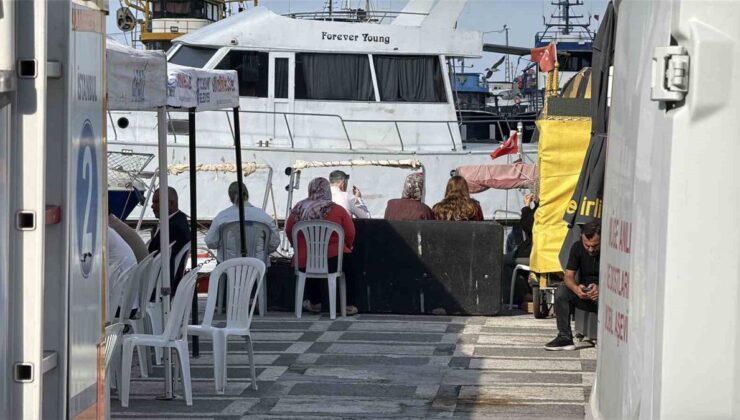 Silivri’de batan gemide 10 kayıp için arama sürüyor