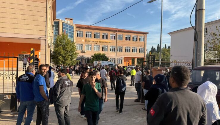 Son dakika… Manisa’da okula silahlı saldırı: İkisi ağır 11 kişi yaralandı