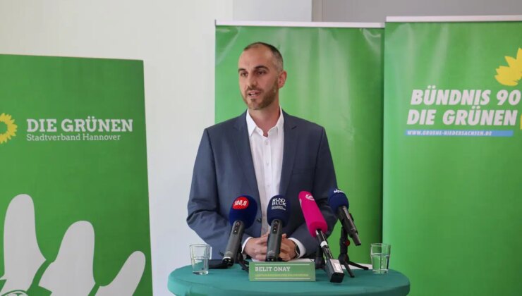 Türk kökenli Belit Onay Hannover’de ikinci kez belediye başkanı seçildi