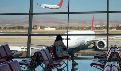 Uçak bileti alacaklar dikkat: Yakıt krizi fiyatları vuracak
