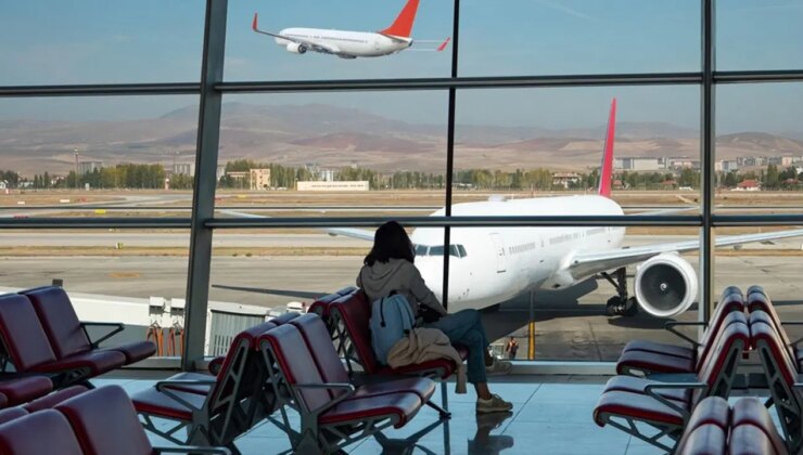 Uçak bileti alacaklar dikkat: Yakıt krizi fiyatları vuracak