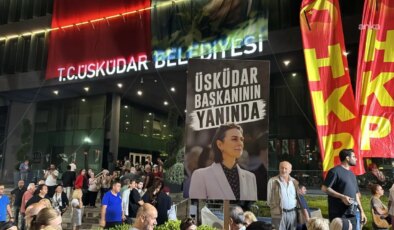 Üsküdar Belediyesi’nde yenilenen seçim öncesi miting: ‘Zaman ayarlı, kirli bir operasyonla karşı karşıyayız’
