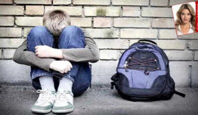 Uzmanlar uyarıyor, okula gitmek istemeyen çocuğa inatçı deyip geçmeyin: Altından zorbalık çıkabilir