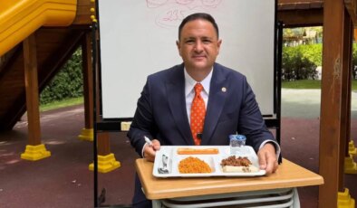 YENİ Partili Akdoğan: 15 milyon öğrenciye ücretsiz bir öğün sıcak yemek verilsin