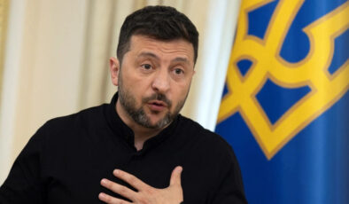 Zelensky: Trump ve Putin’le üçlü görüşmeye hazırım