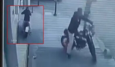 Zeytinburnu’nda rahat tavırlarla elektrikli bisiklet hırsızlığı: O anlar kamerada