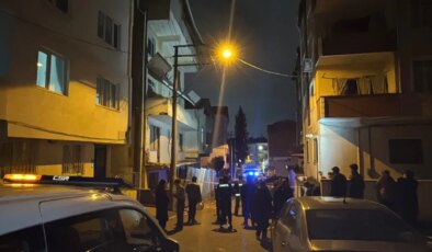 6 ay önce boşaltılmıştı: Kocaeli’nde 4 katlı binanın balkonu çöktü
