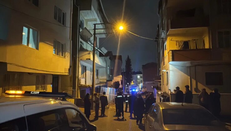 6 ay önce boşaltılmıştı: Kocaeli’nde 4 katlı binanın balkonu çöktü