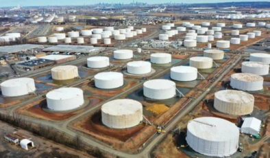 ABD’nin ticari ham petrol stokları ve üretimi geriledi